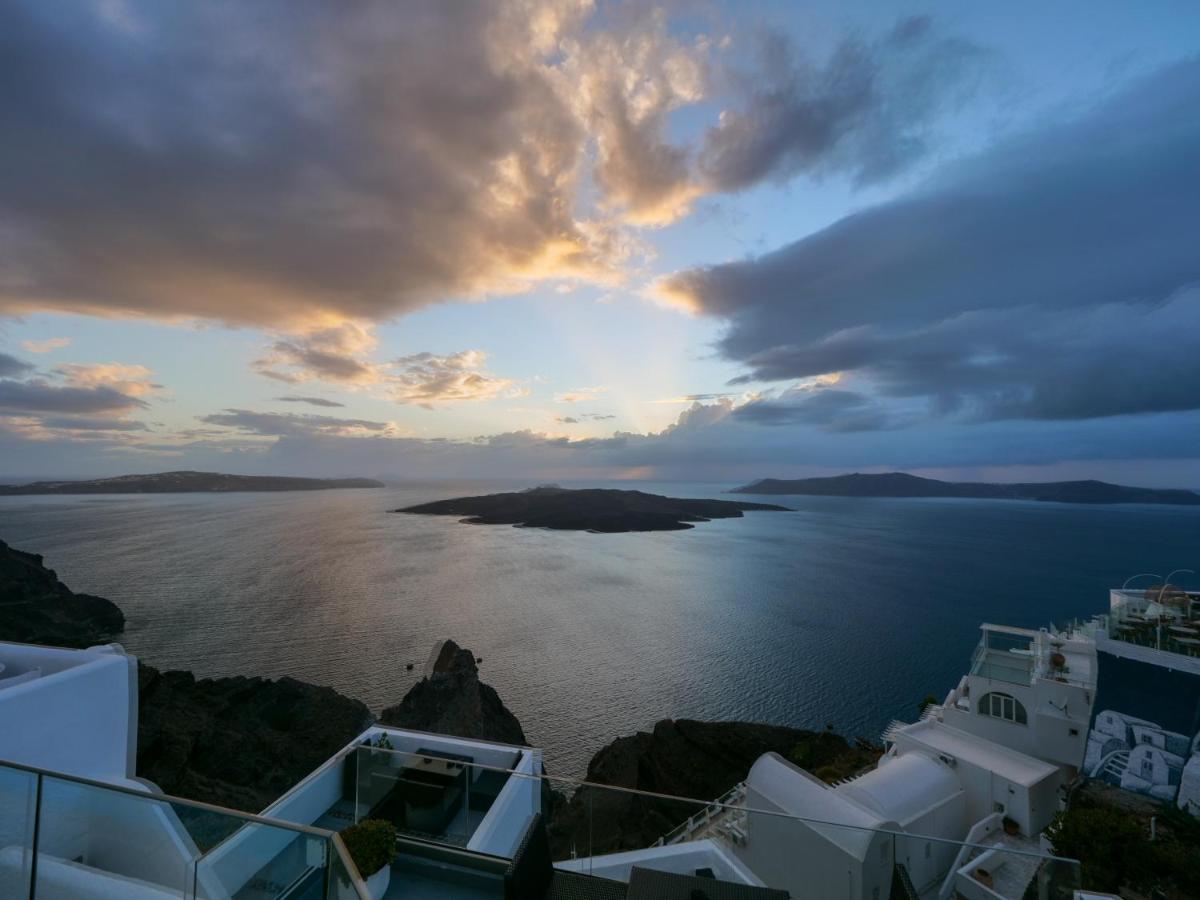 Neoklassiko Koukouli Fira  Esterno foto